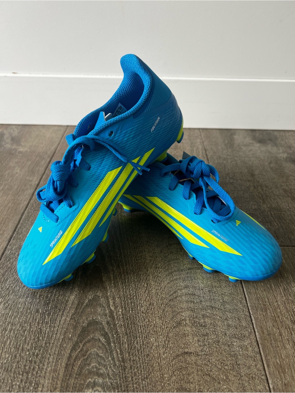 adidas Kids' F50 Club Firm Ground/Multi Ground J Soccer Cleats Size 2.5